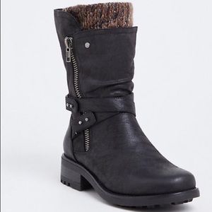 Black faux leather boots size 10w